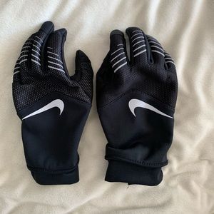 Nike Women’s Gloves